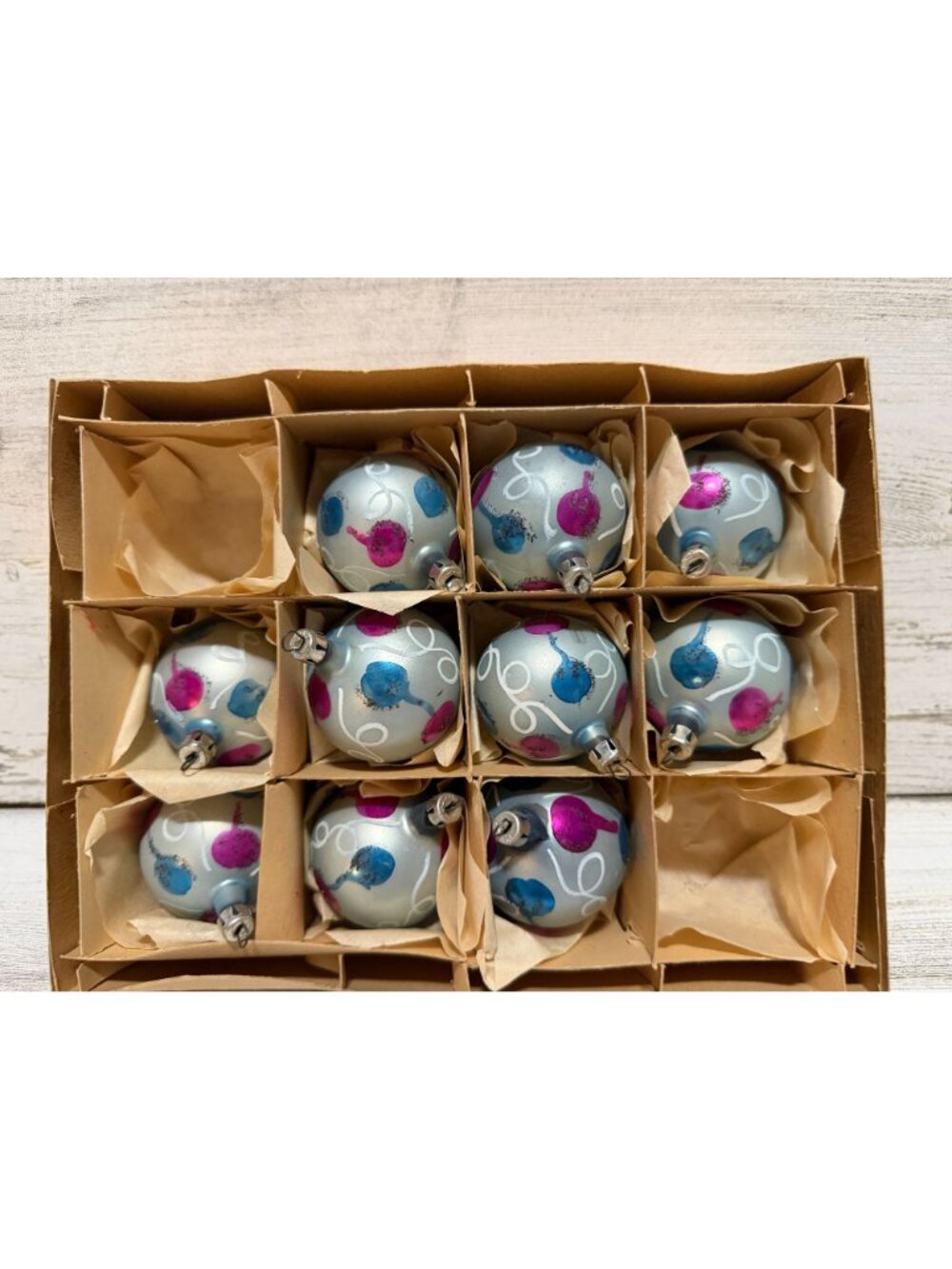 Vintage Fantasia Mercury Glass Christmas Tree Ornaments Hand-Painted Poland - Picture 2 of 4